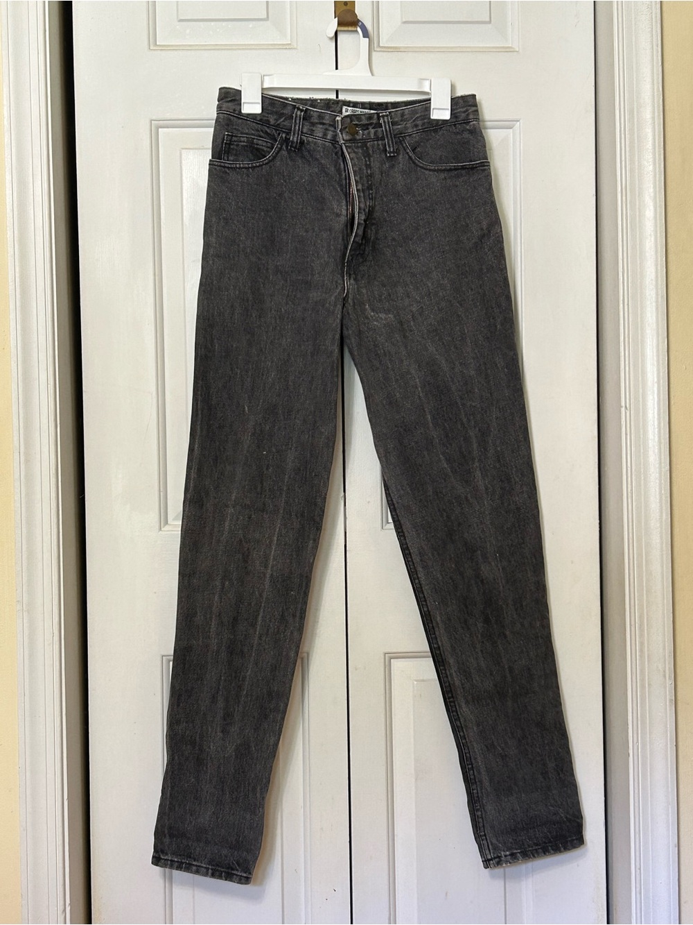 Guess Women’s Charcoal Black Slim Straight Jeans